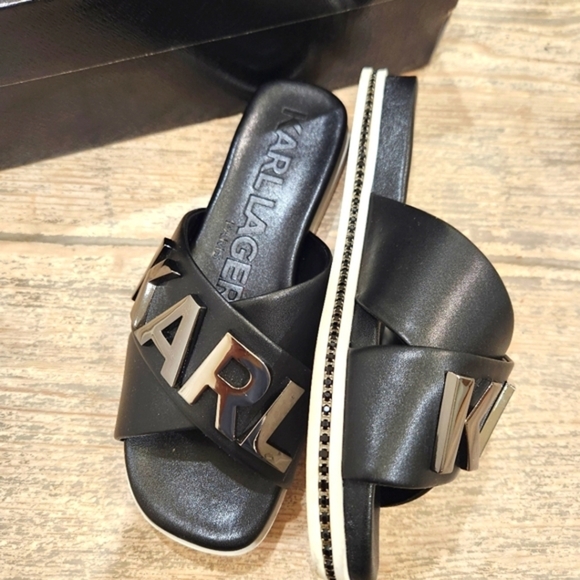 KARL LAGERFELD PARIS Janie Crisscross Embellished Slide Sandals, Womens 6.5 - Picture 6 of 6